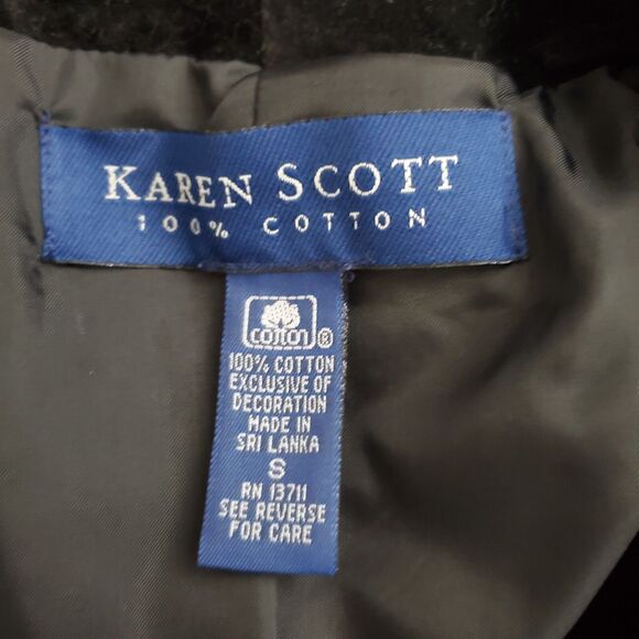 Karen Scott Vintage Women's Vest Top Small Black Velvet 90s Christmas Embroidery - Picture 8 of 8